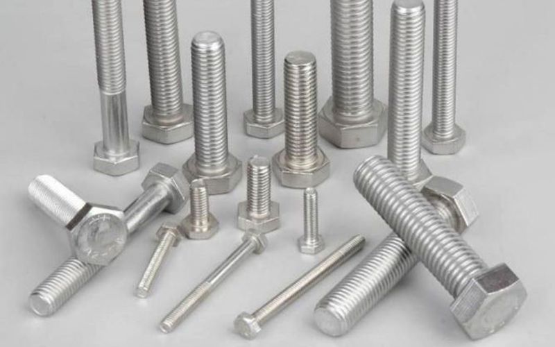 sự khác biệt về chất liệu giữa bulong inox và bulong cường độ cao