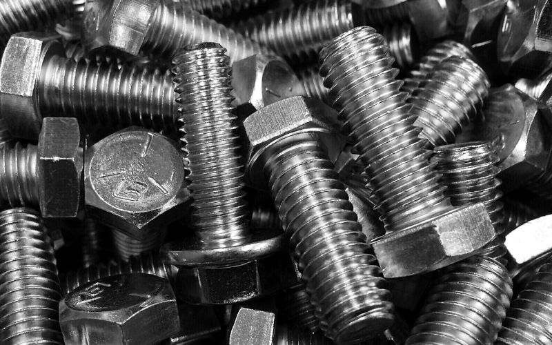 ứng dụng thực tế của bu lông inox và bu lông cường độ cao