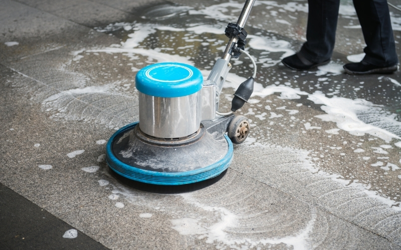 Trang thiết bị, máy móc hiện đại